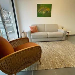 Apartment Cannes, Avec Parking+terrasse, Croisette A Pied!, Cannes